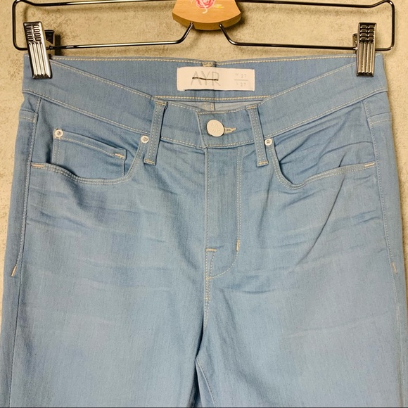NWOT AYR Ciggy Lightwash Jeans - Picture 4 of 6